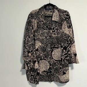 Penningtons Button Down Blouse Ruffle Sleeves Size 18 Black and Gold